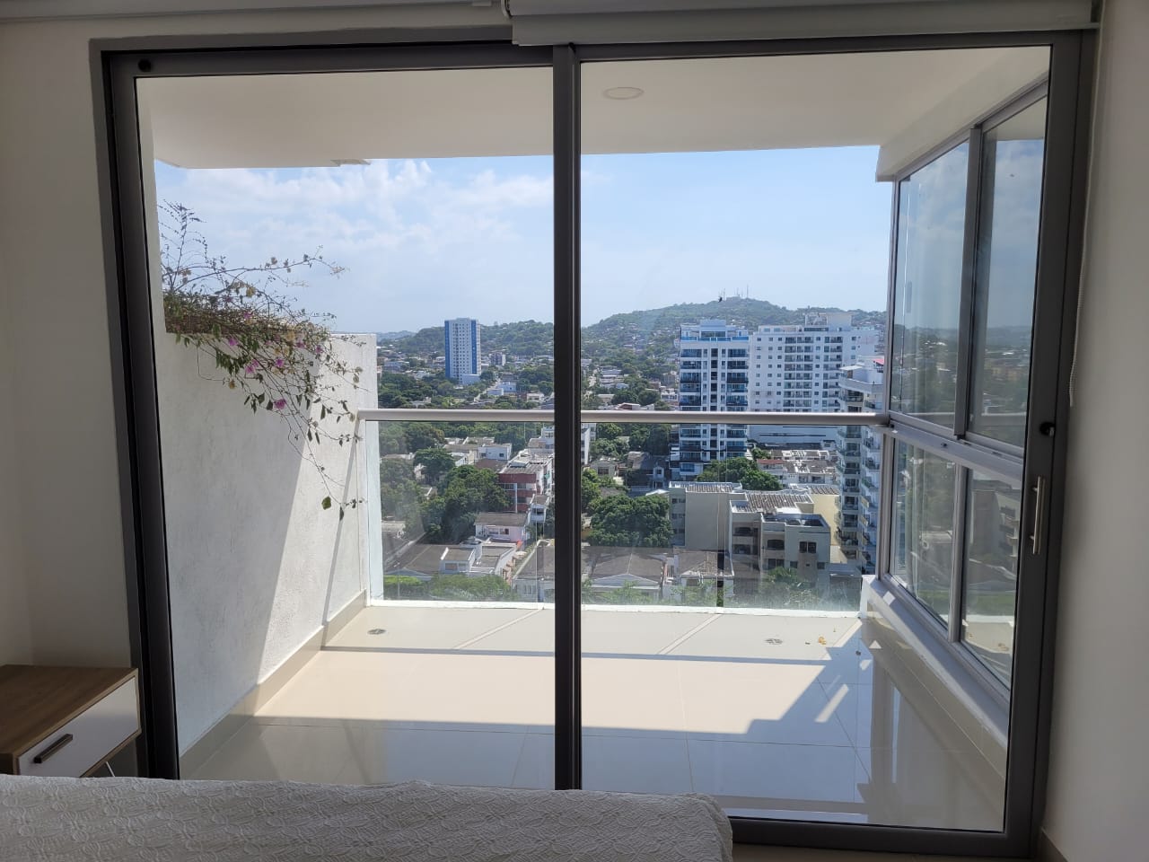 APARTAMENTO EN VENTA CRESPO - CARTAGENA