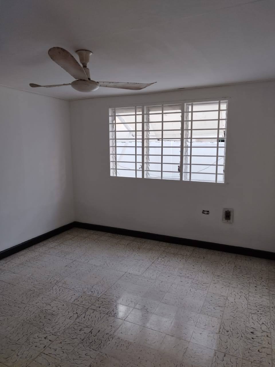 CASA EN VENTA MANGA  – CARTAGENA