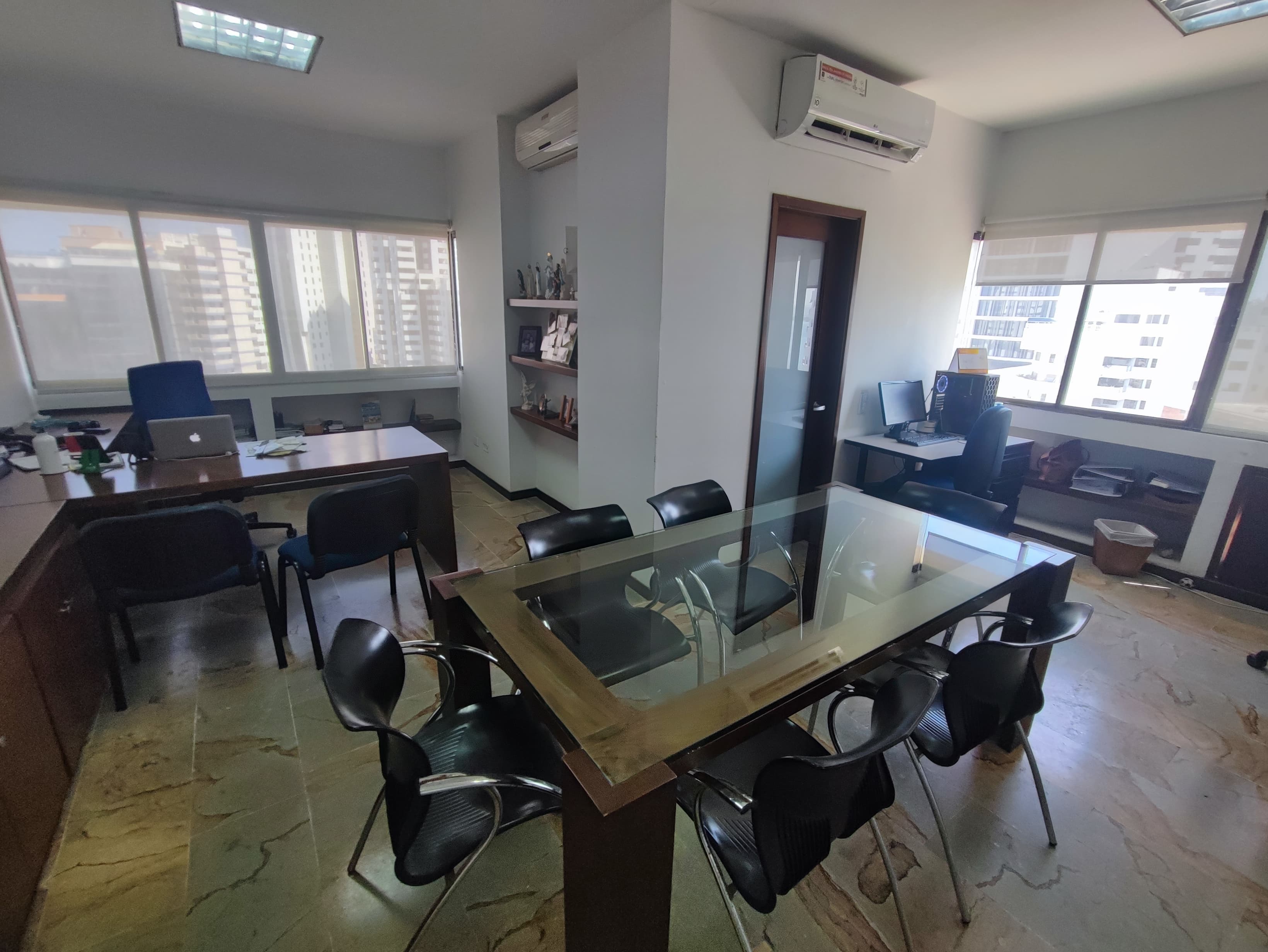 OFICINA  EN VENTA, BOCAGRANDE - CARTAGENA