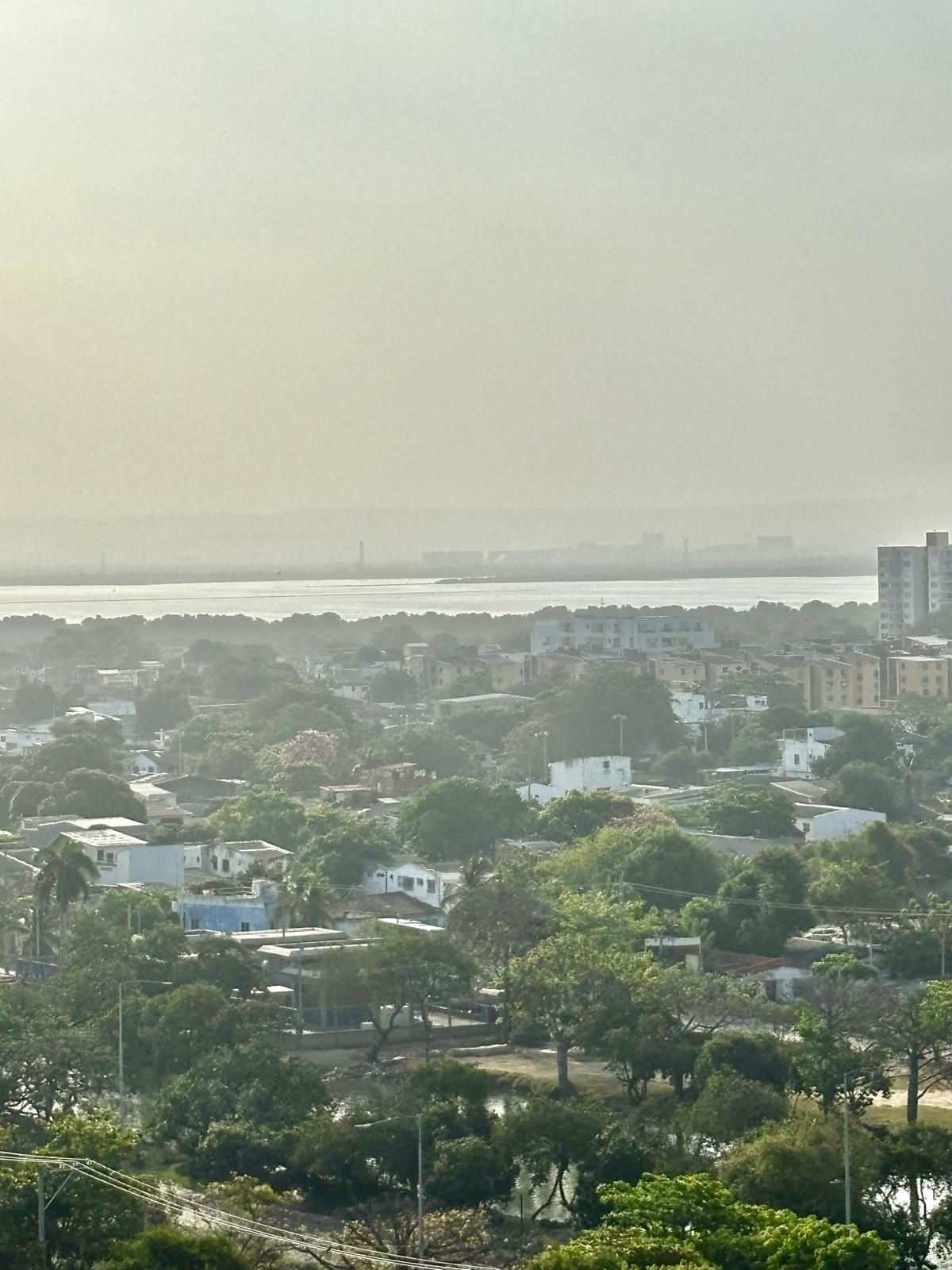 ARRIENDO APARTAMENTO AMOBLADO CRESPO- CARTAGENA