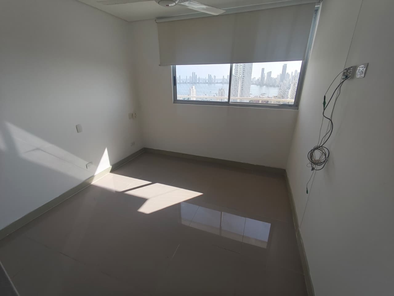 APARTAMENTO EN ARRIENDO EN MANGA - CARTAGENA