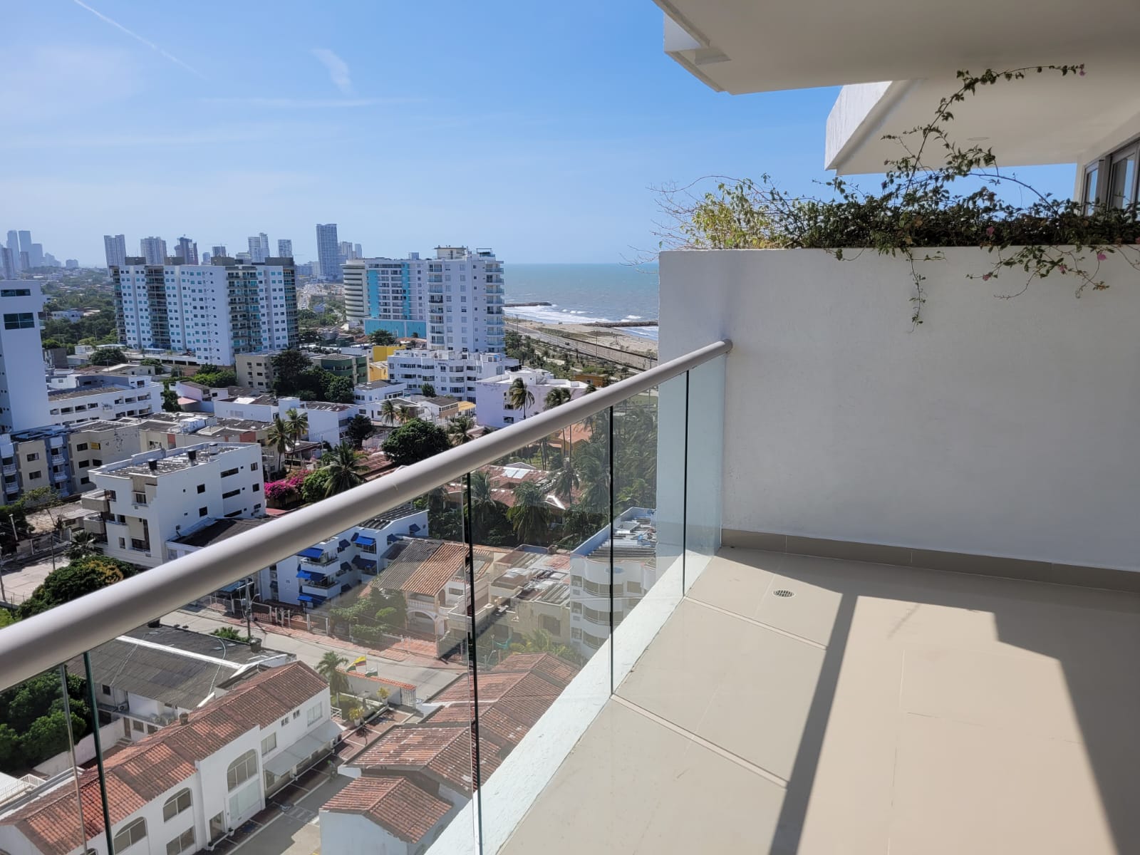 APARTAMENTO EN VENTA CRESPO - CARTAGENA