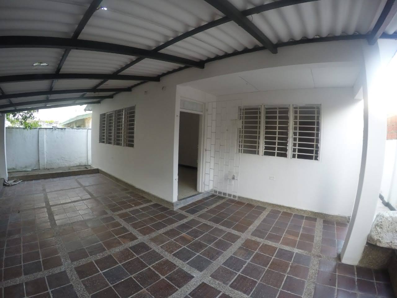 CASA EN VENTA MANGA  – CARTAGENA