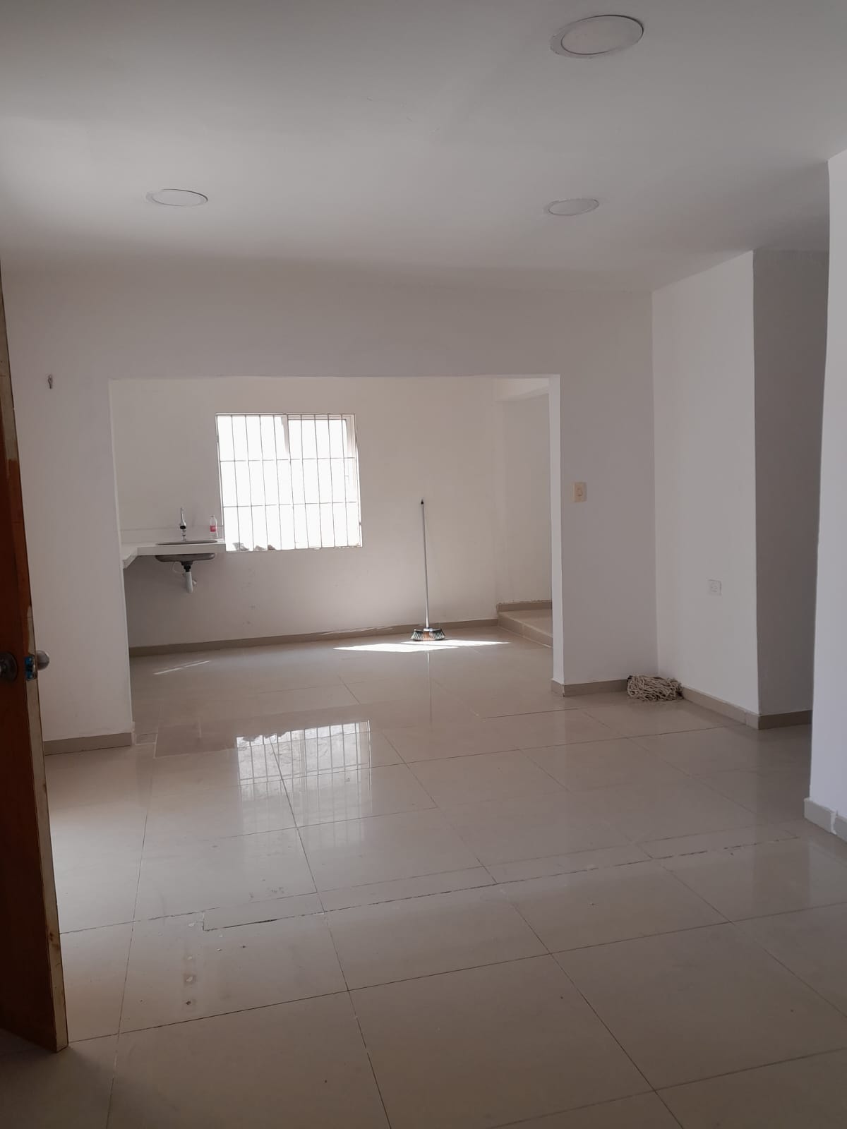 LOCAL EN VENTA, CEBALLOS - CARTAGENA