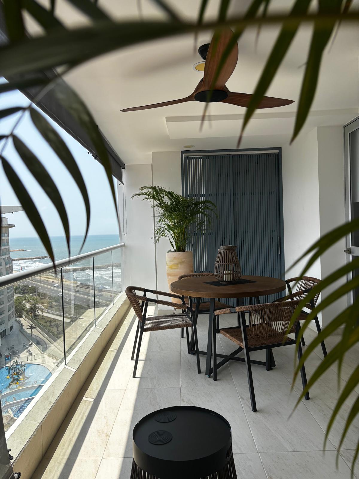 ARRIENDO APARTAMENTO AMOBLADO CRESPO- CARTAGENA