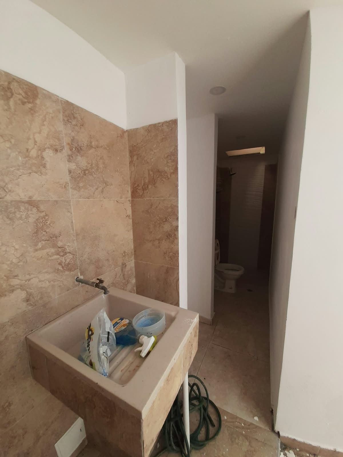 EN ARRIENDO CASA COMERCIAL Y/O RESIDENCIAL EN CRESPO - CARTAGENA