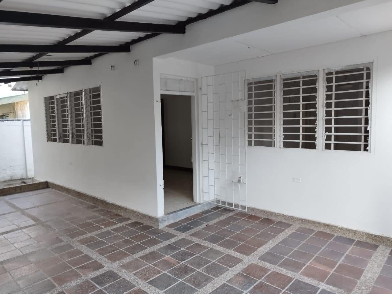 CASA EN VENTA MANGA  – CARTAGENA