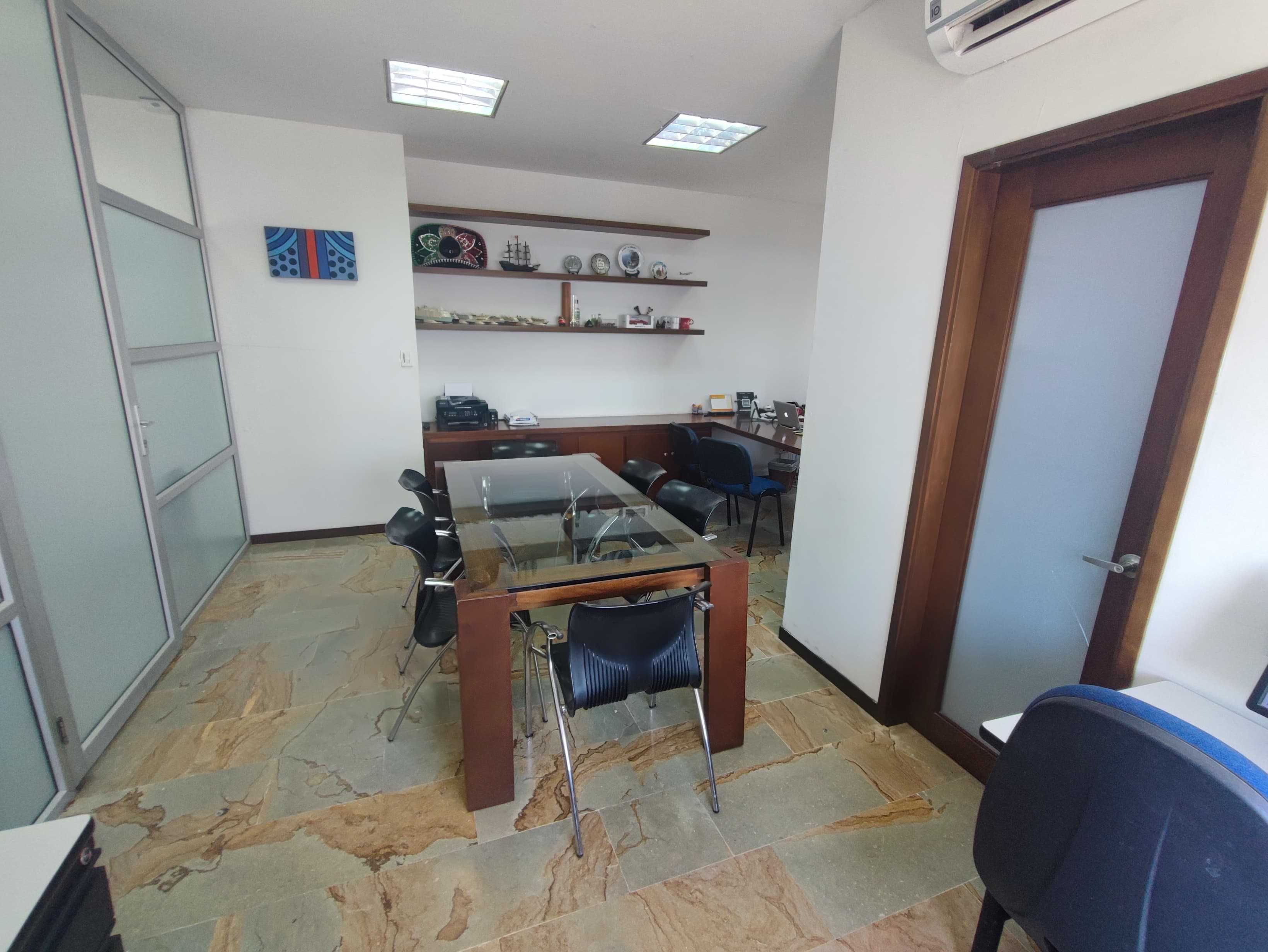 OFICINA  EN VENTA, BOCAGRANDE - CARTAGENA
