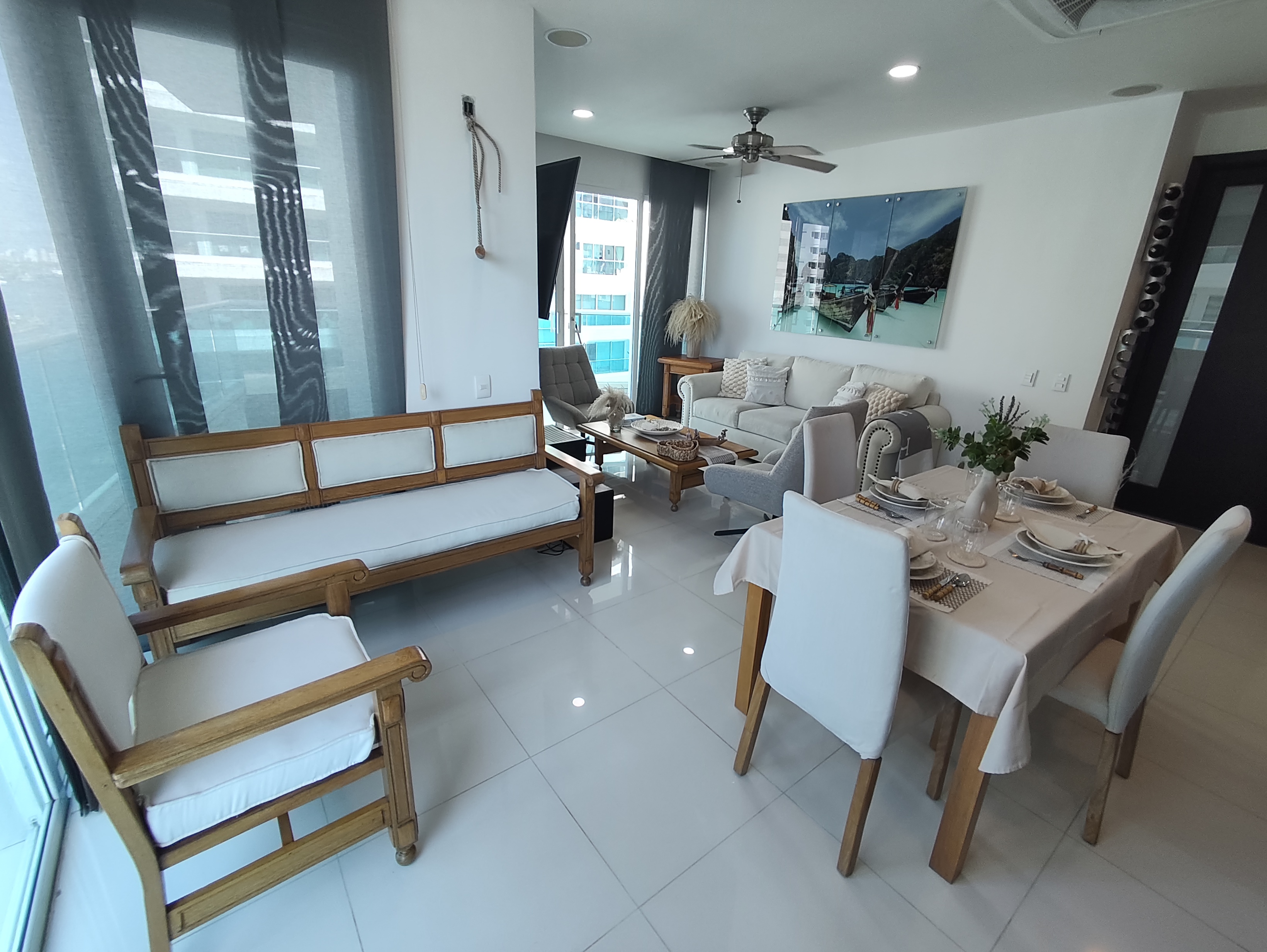 APARTAMENTO AMOBLADO EN ARRIENDO CASTILLOGRANDE - CARTAGENA
