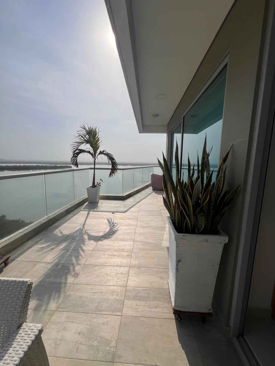 APARTAMENTO EN VENTA CIELO MAR - CARTAGENA