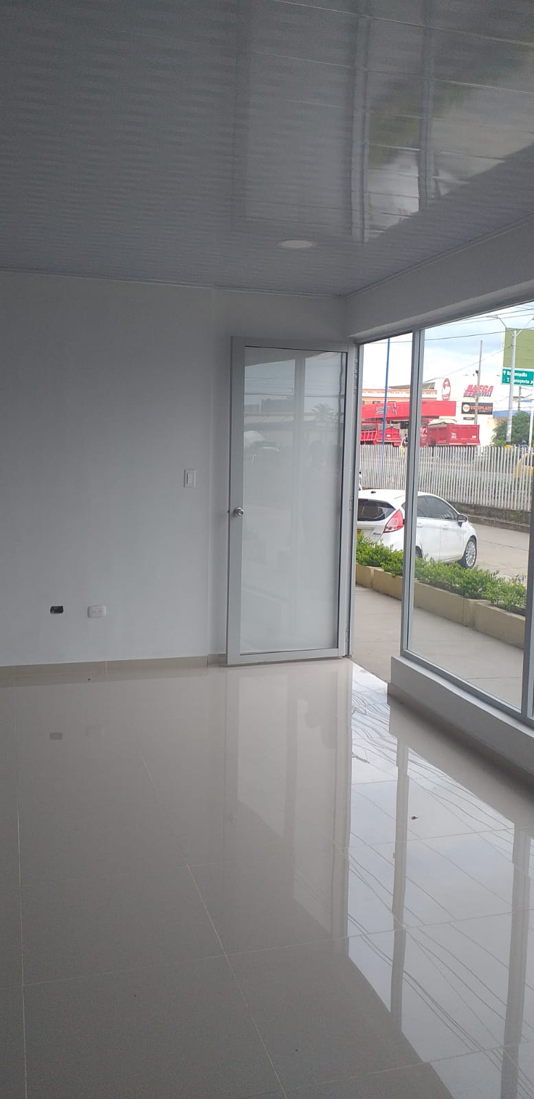 LOCAL EN VENTA VILLAS DE LA CANDELARIA  - CARTAGENA