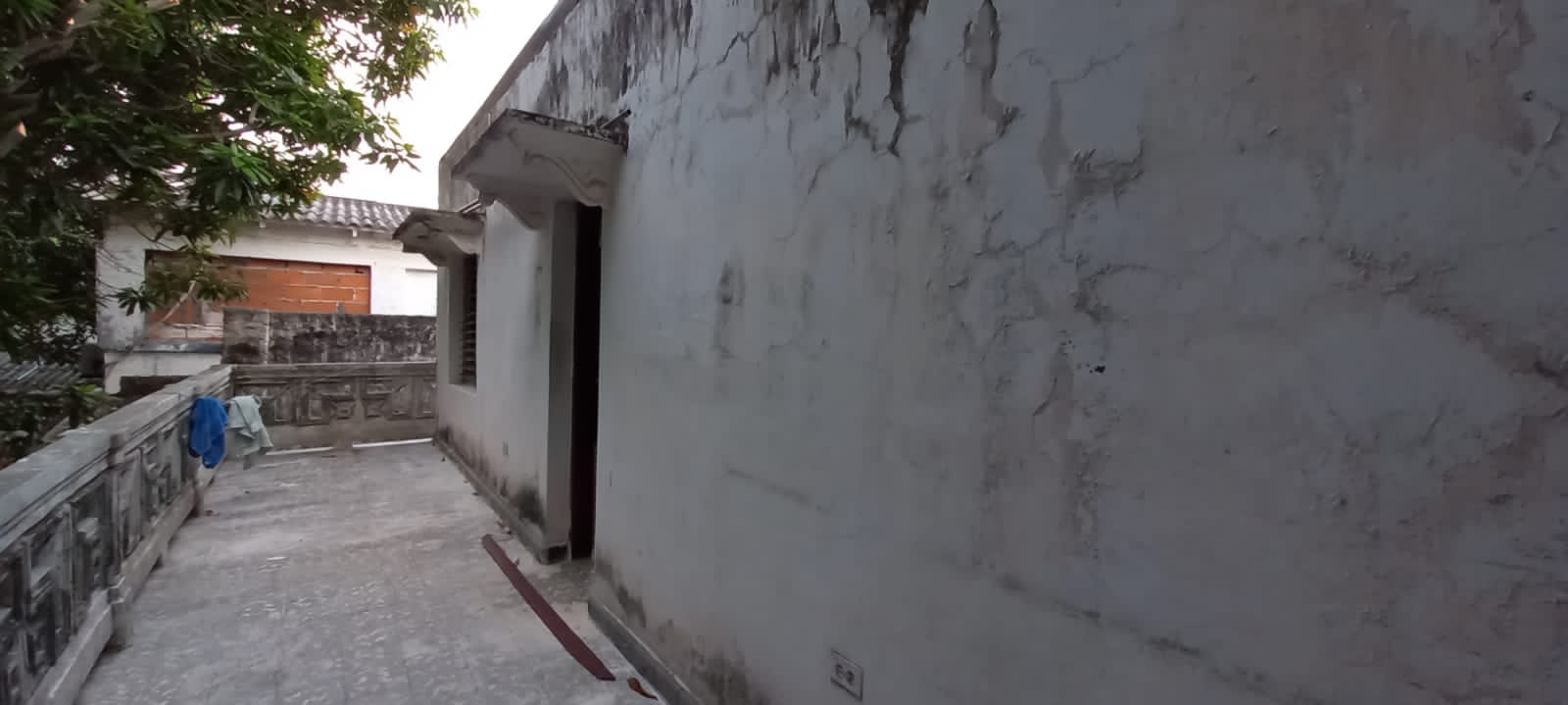 CASALOTE  EN VENTA - CRESPO - CARTAGENA