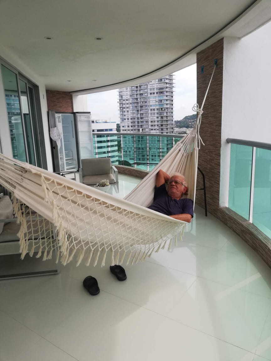 APARTAMENTO AMOBLADO EN VENTA MANGA  - CARTAGENA