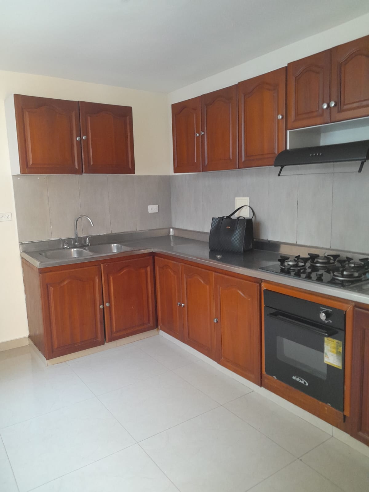 CASA EN ARRIENDO  MANGA - CARTAGENA