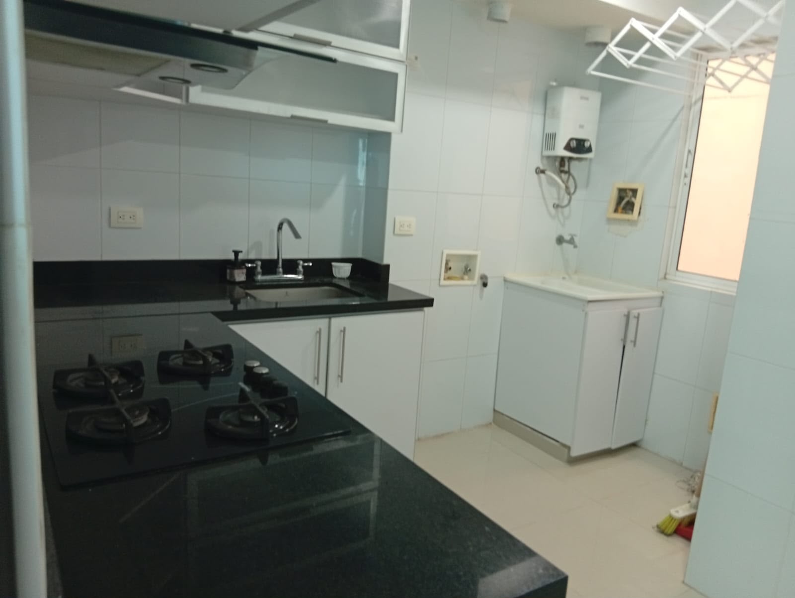 ARRIENDO APARTAMENTO CRESPO- CARTAGENA