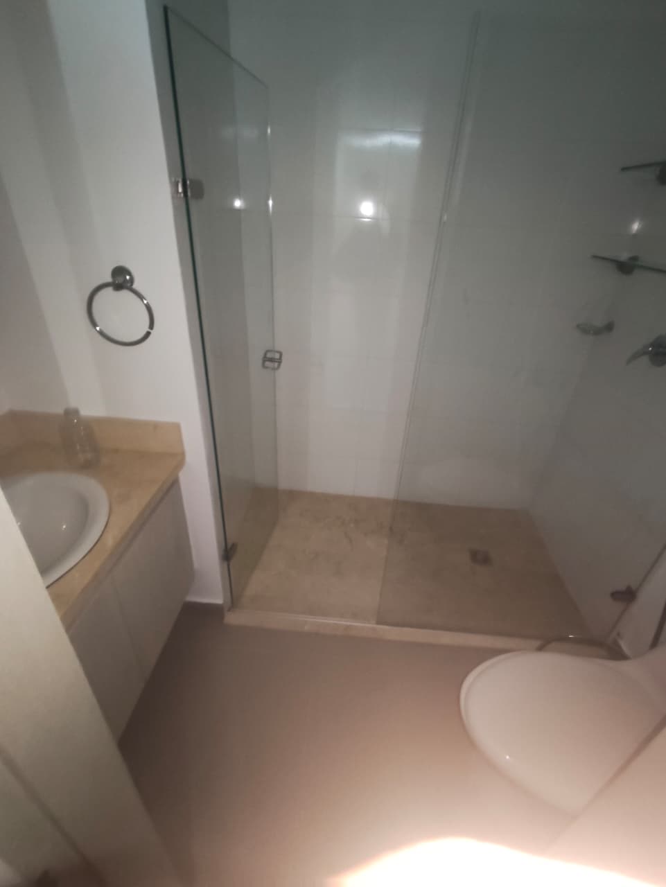 APARTAMENTO EN ARRIENDO EN MANGA - CARTAGENA
