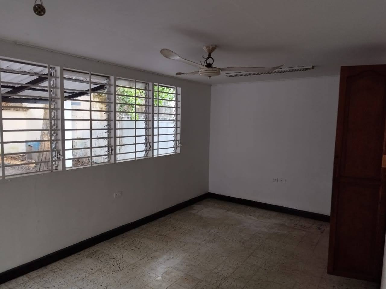 CASA EN VENTA MANGA  – CARTAGENA
