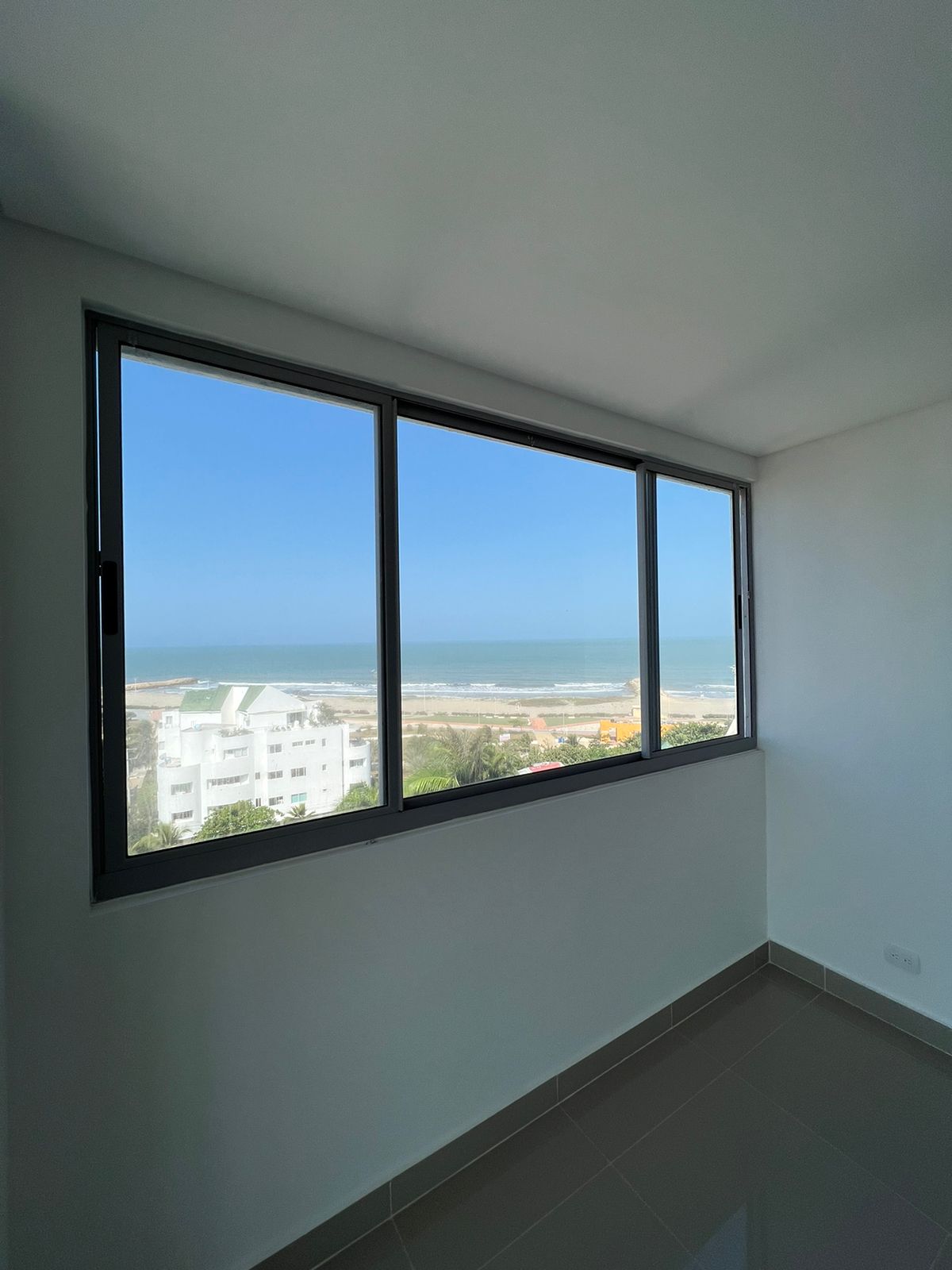 APARTAMENTO EN VENTA CRESPO - CARTAGENA