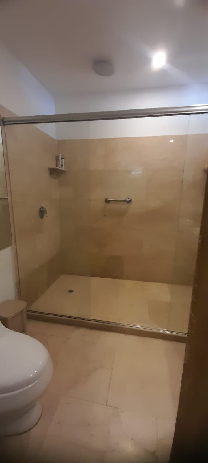 ARRIENDO APARTAMENTO EN BOCAGRANDE