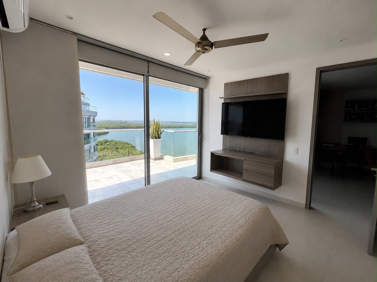 APARTAMENTO EN VENTA CIELO MAR - CARTAGENA