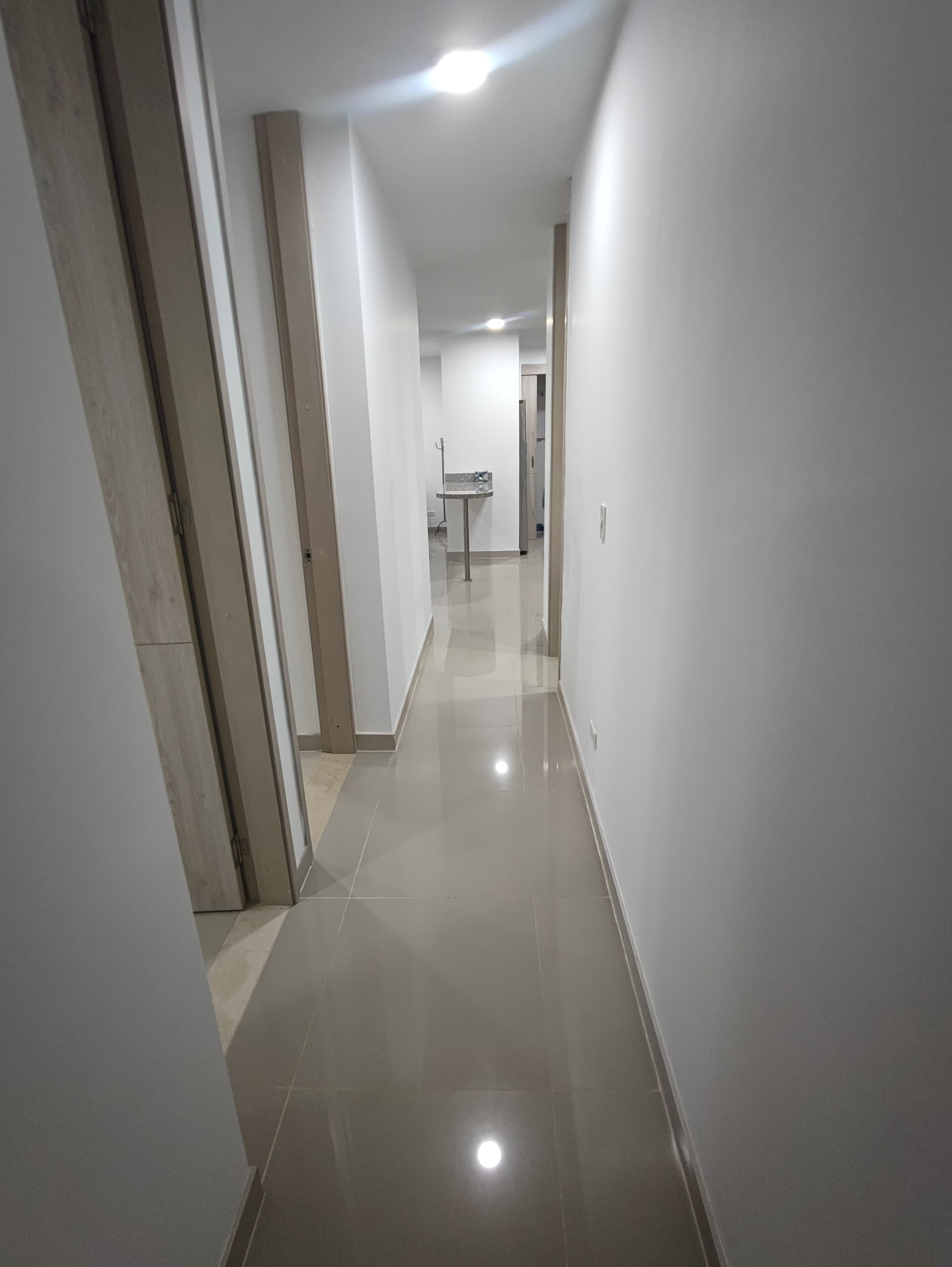 Apartamento en Serena del Mar - Permuta Local En B/quilla o Cartagena