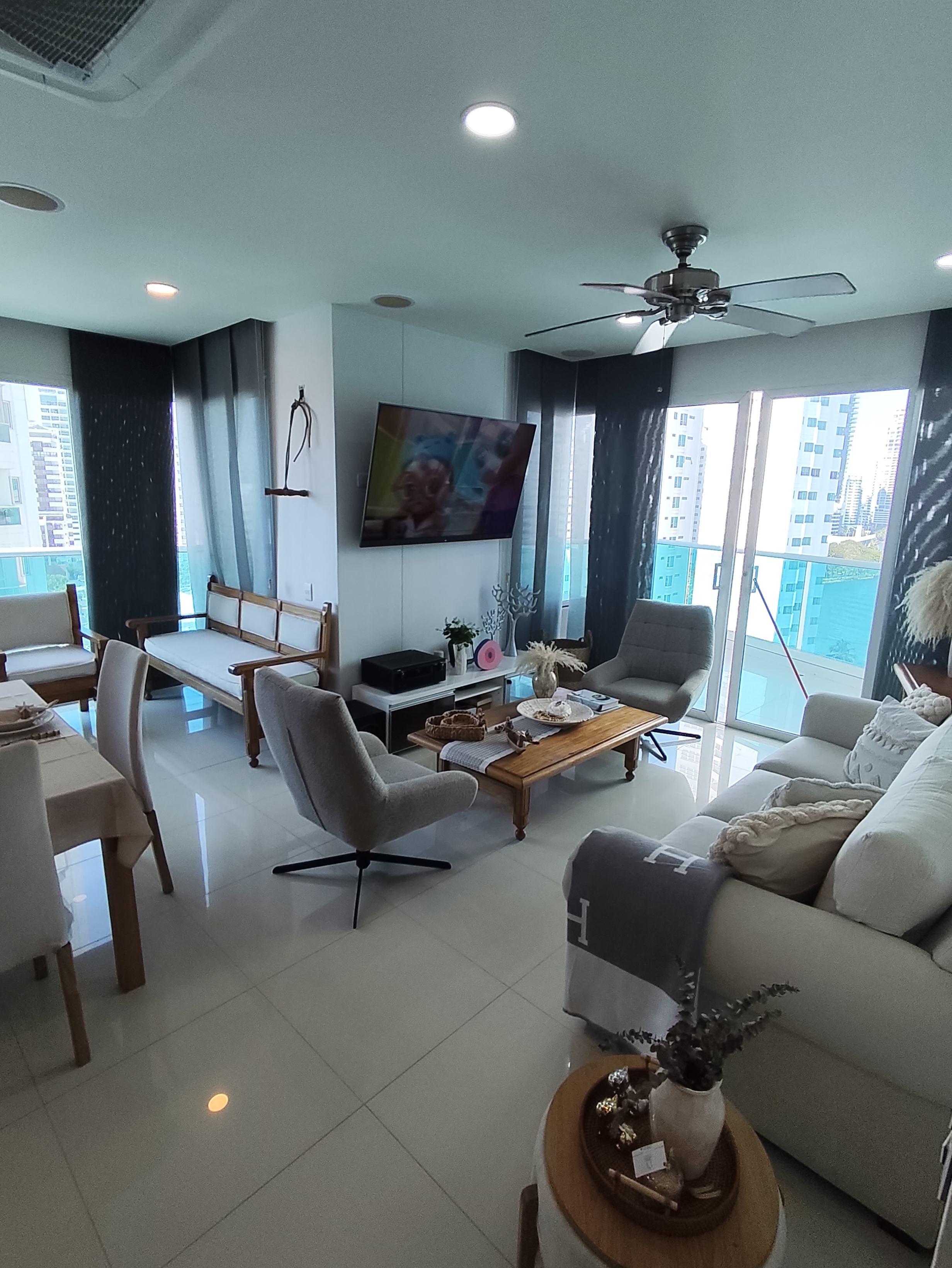 APARTAMENTO AMOBLADO EN ARRIENDO CASTILLOGRANDE - CARTAGENA