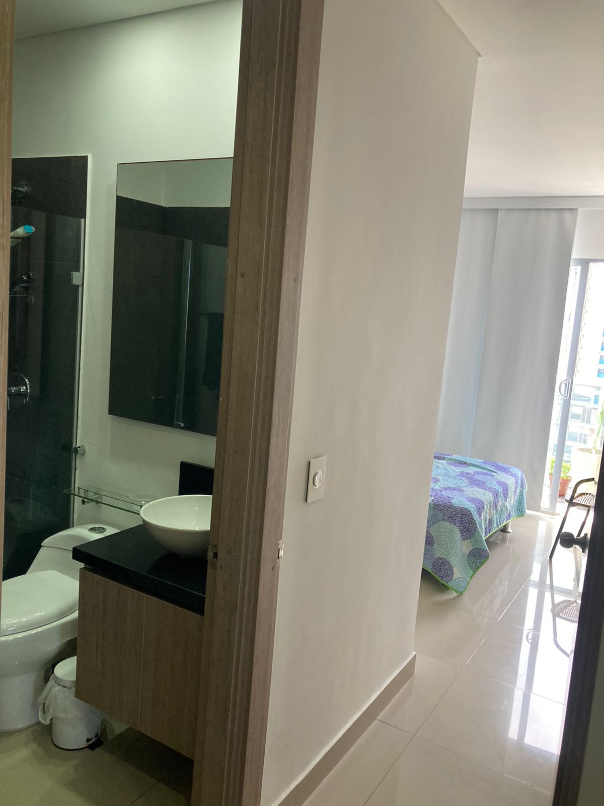 APARTAMENTO AMOBLADO EN VENTA, BOCAGRANDE - CARTAGENA