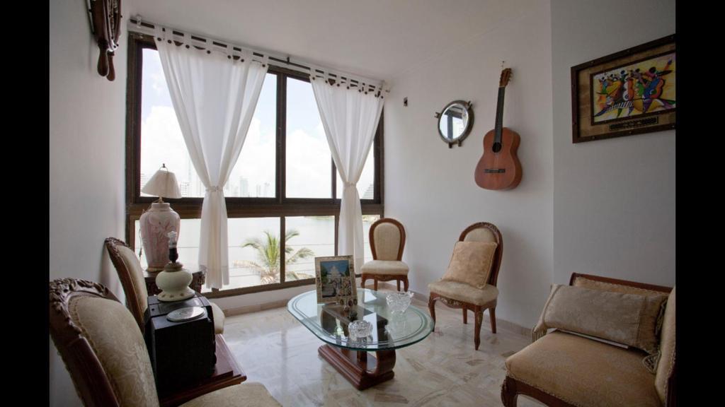 APARTAMENTO EN ARRIENDO, EL LAGUITO - CARTAGENA