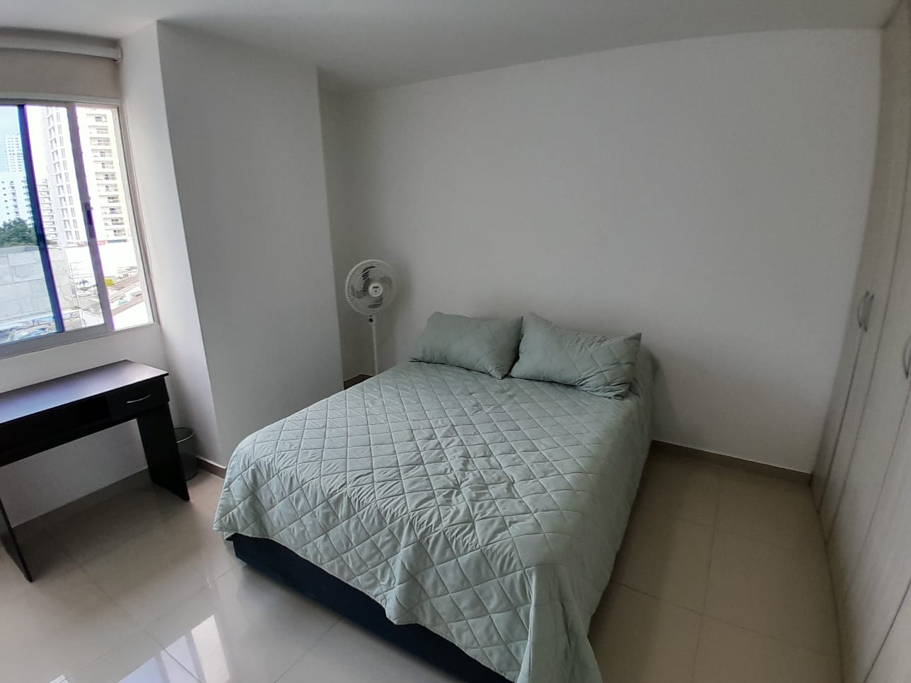 APARTAMENTO EN VENTA MANGA  - CARTAGENA