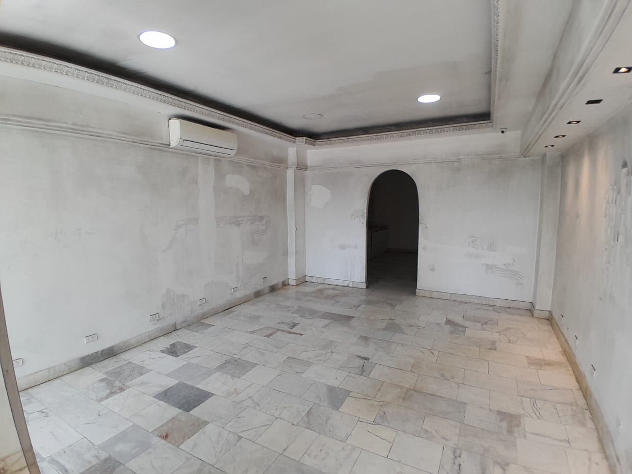 LOCAL EN ARRIENDO BOCAGRANDE - CARTAGENA