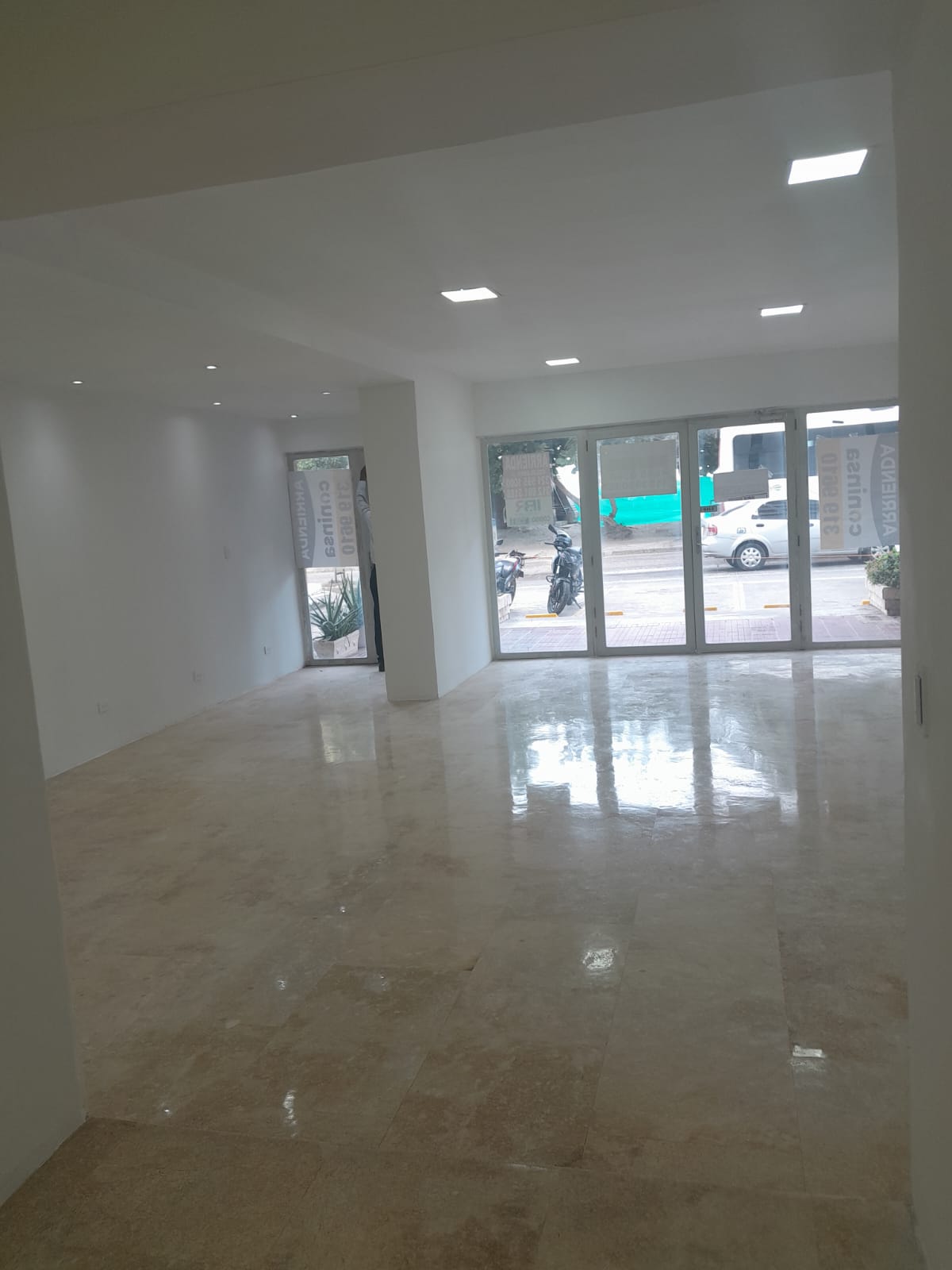 LOCAL EN ARRIENDO BOCAGRANDE - CARTAGENA