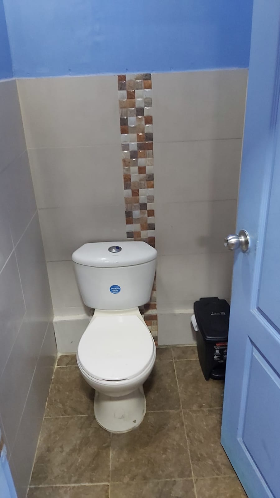 EN VENTA LOCAL EN LOS 4 VIENTOS - CARTAGENA