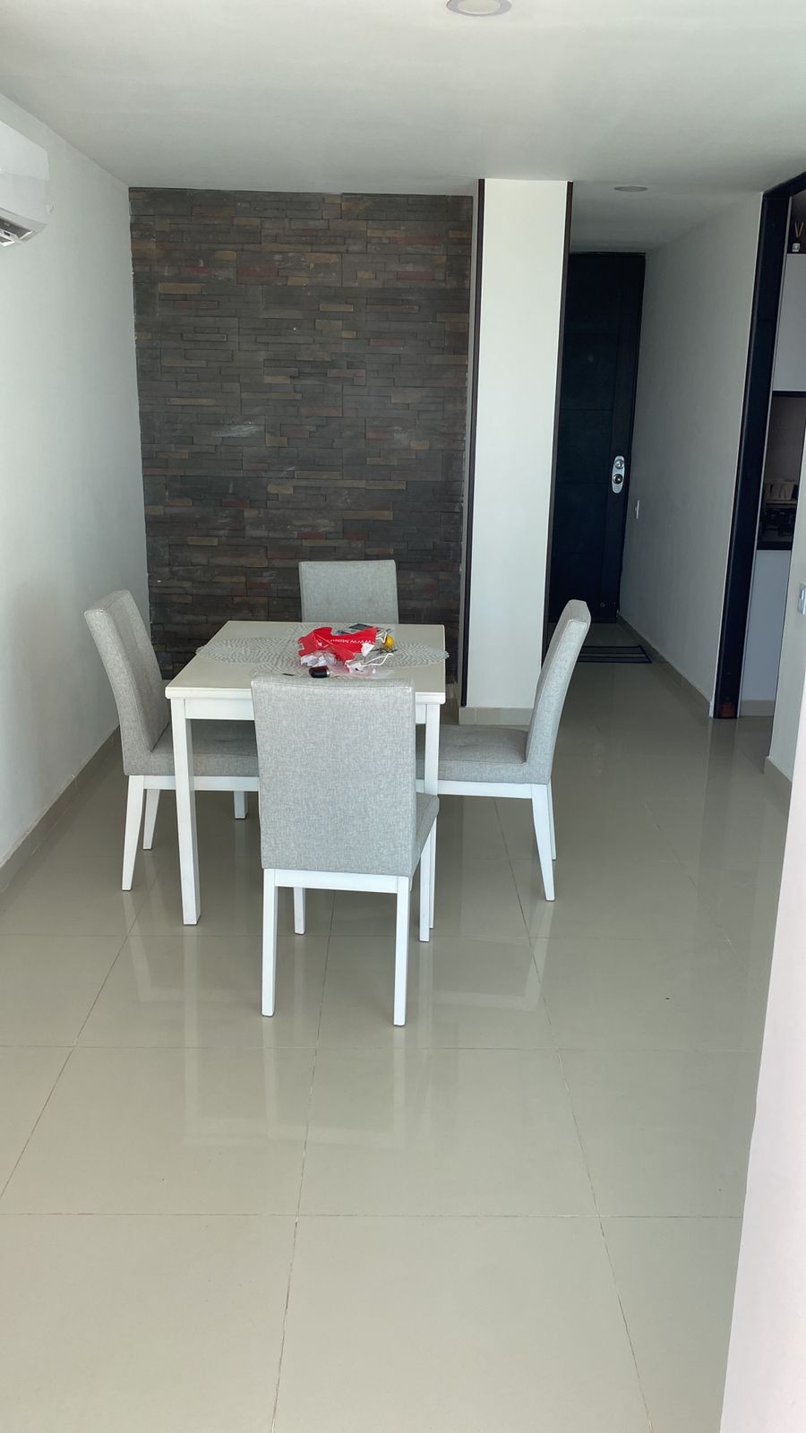 ARRIENDO APARTAMENTO CRESPO- CARTAGENA