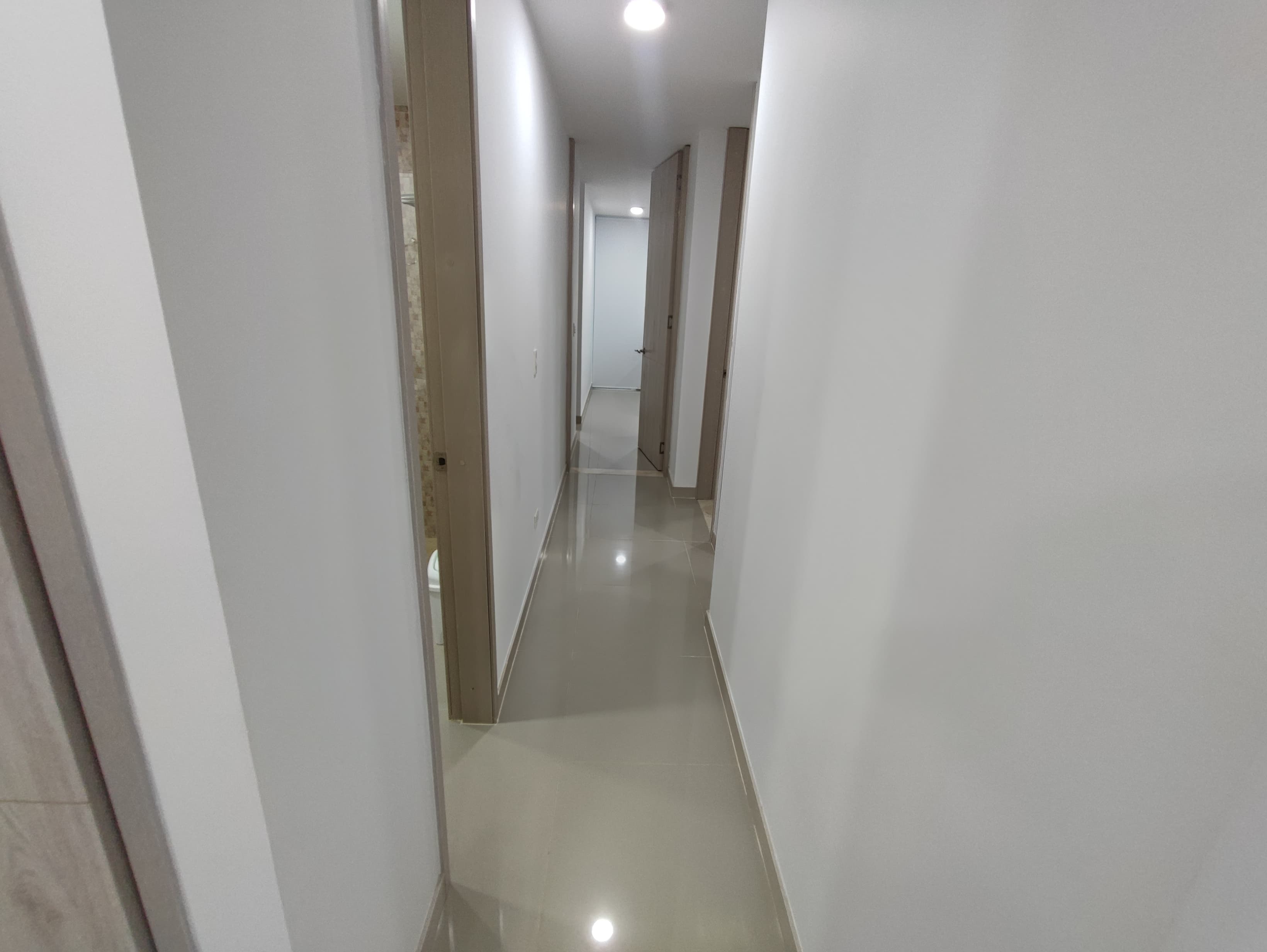 Apartamento en Serena del Mar - Permuta Local En B/quilla o Cartagena