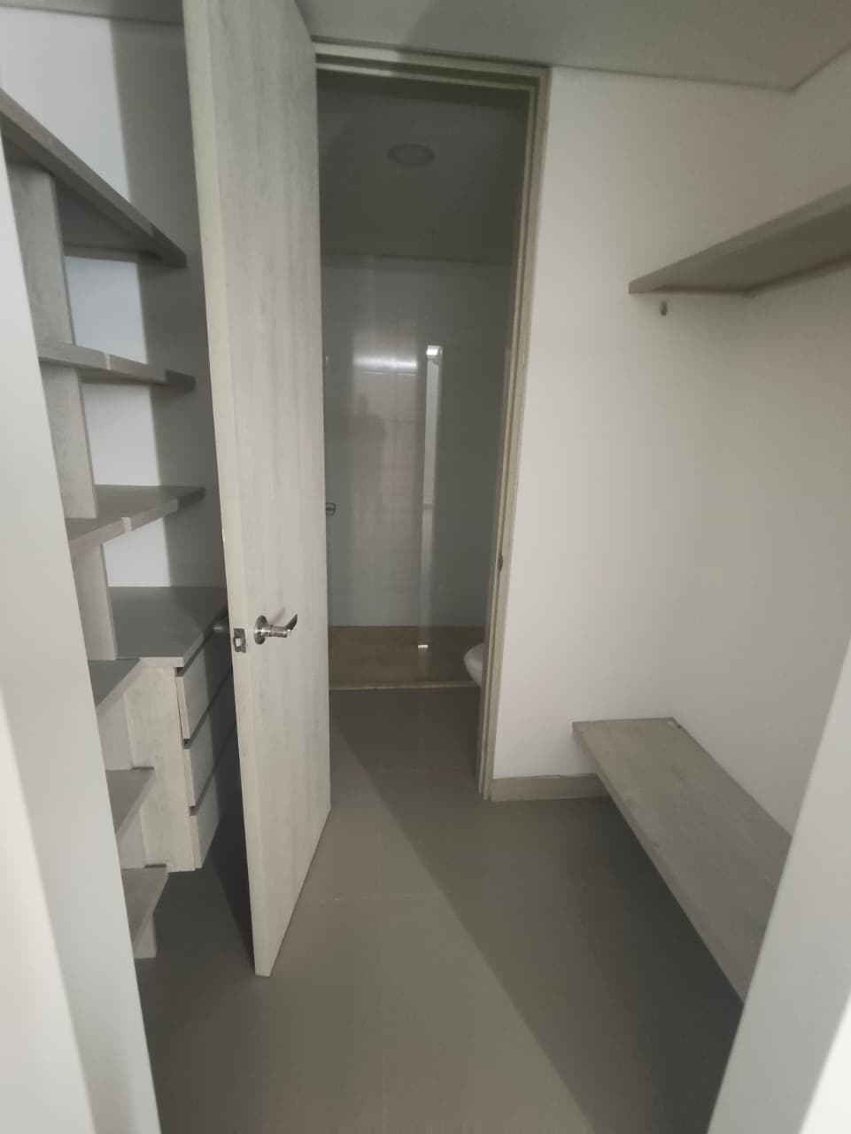 APARTAMENTO EN ARRIENDO EN MANGA - CARTAGENA