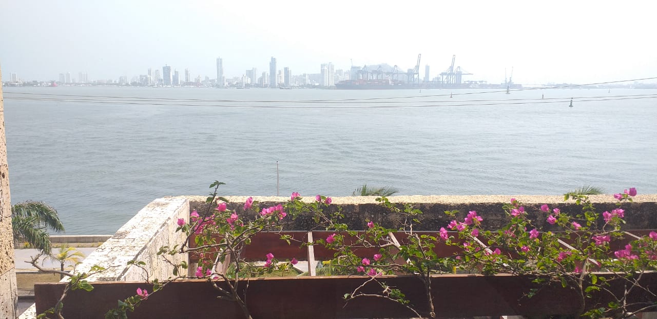 APARTAMENTO AMBOLADO EN VENTA CASTILLOGRANDE- CARTAGENA