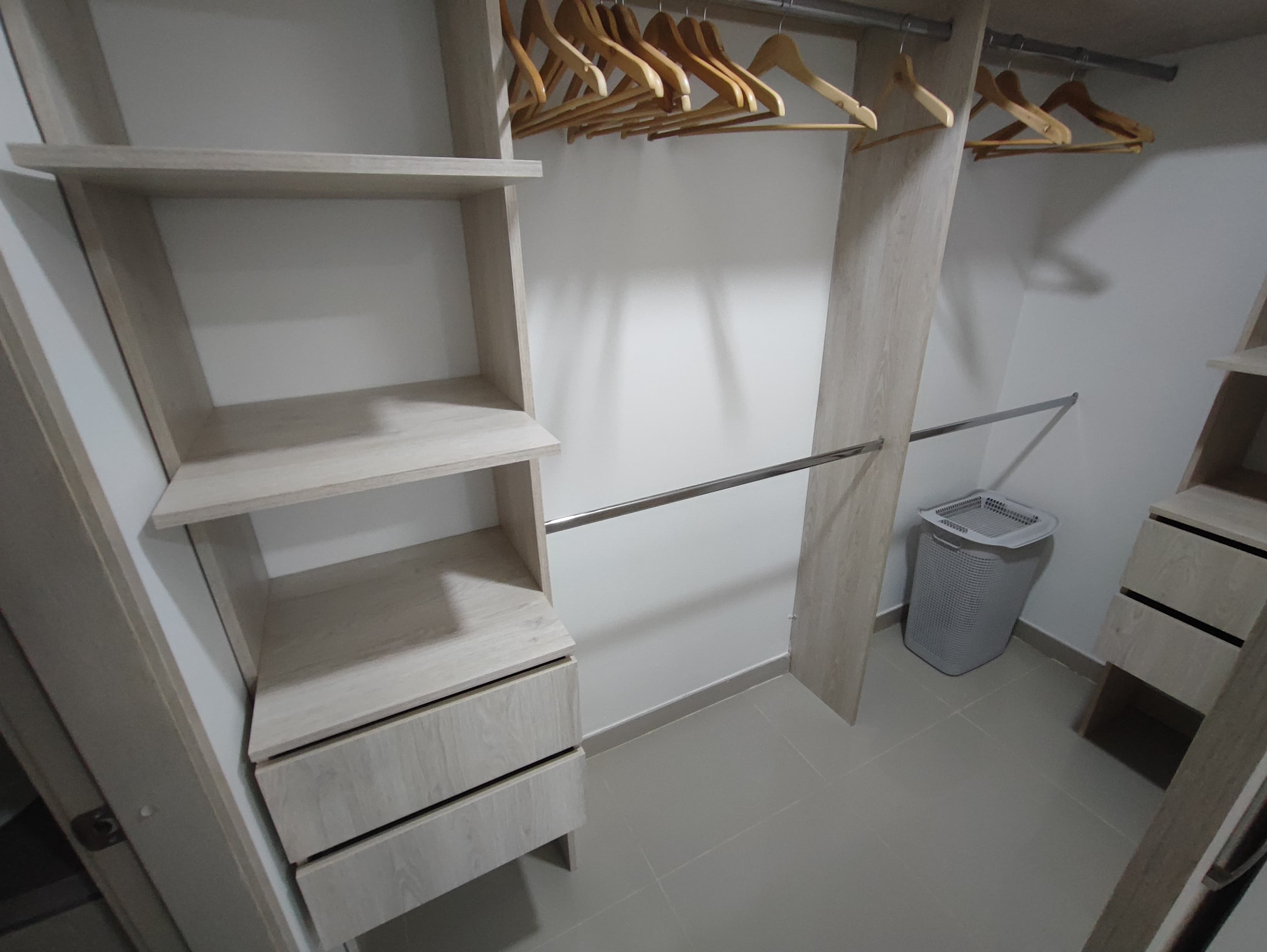 Apartamento en Serena del Mar - Permuta Local En B/quilla o Cartagena