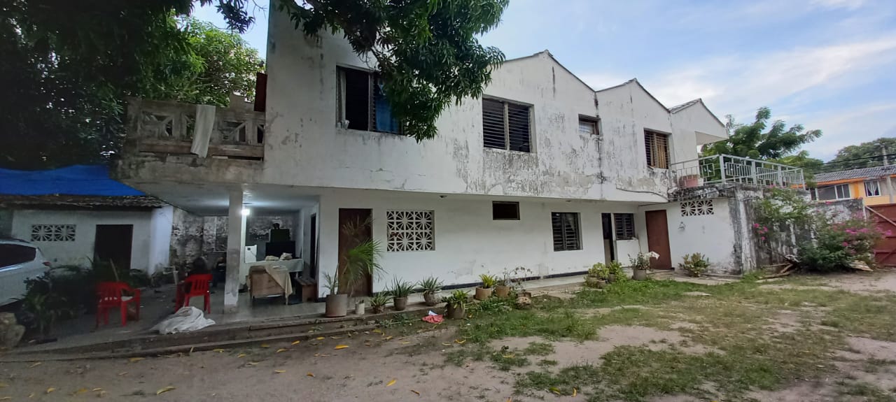 CASALOTE  EN VENTA - CRESPO - CARTAGENA