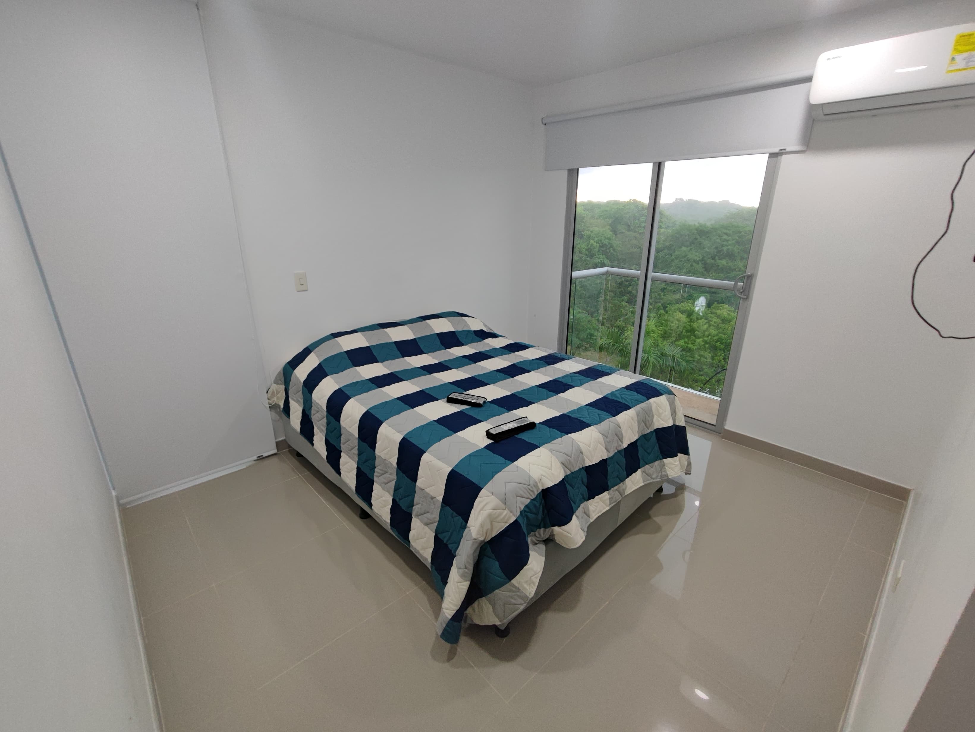 Apartamento en Serena del Mar - Permuta Local En B/quilla o Cartagena
