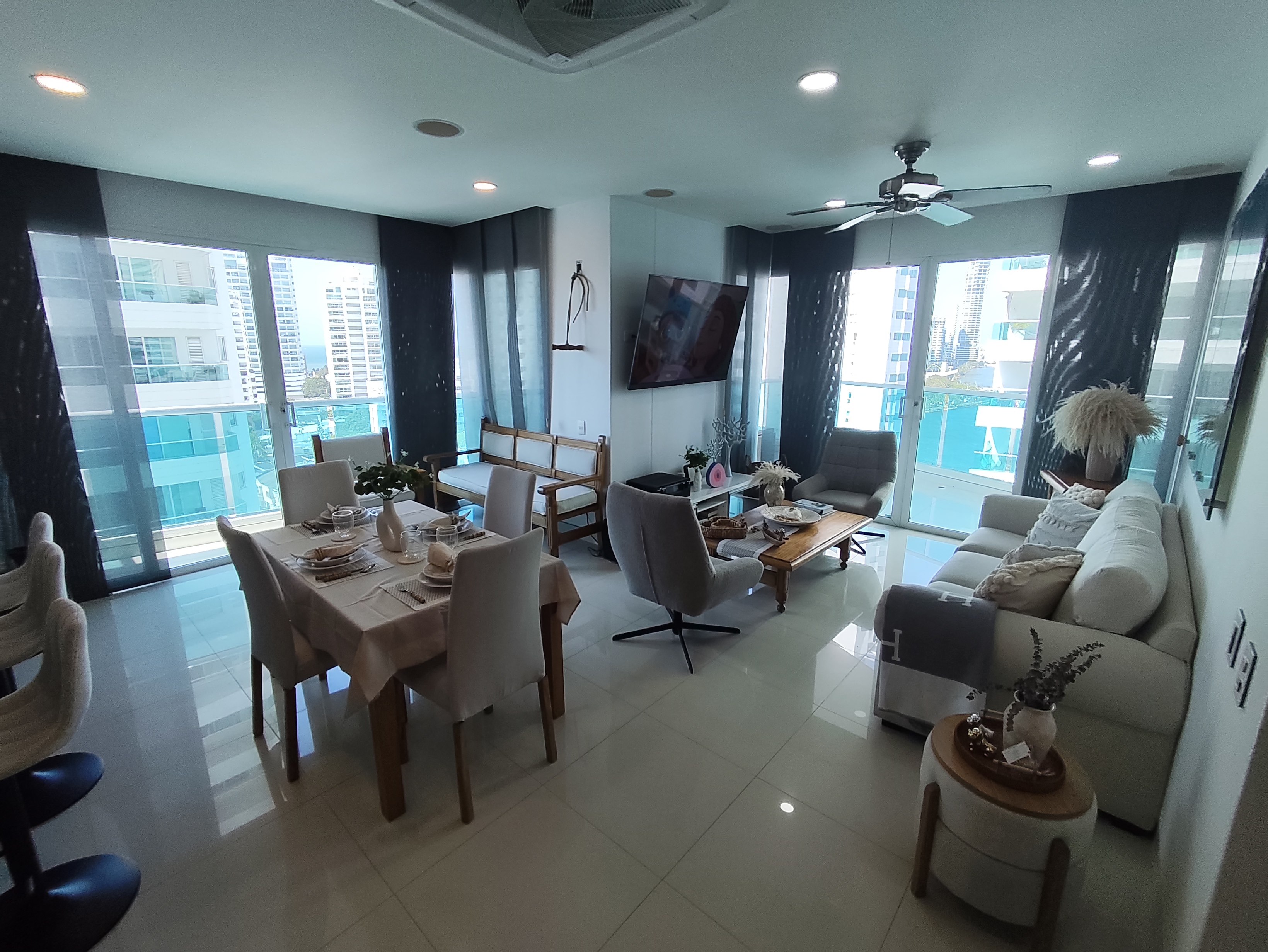 APARTAMENTO AMOBLADO EN ARRIENDO CASTILLOGRANDE - CARTAGENA