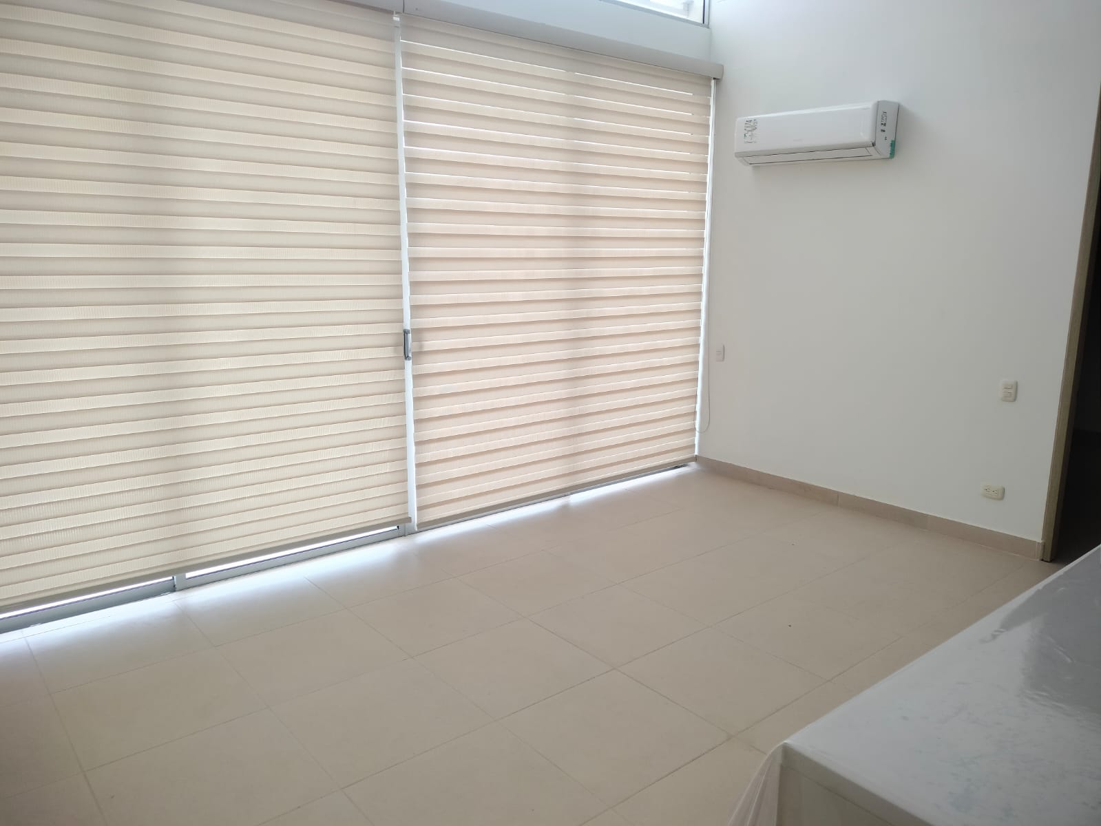 APARTAMENTO EN VENTA, SERENA DEL MAR - CARTAGENA
