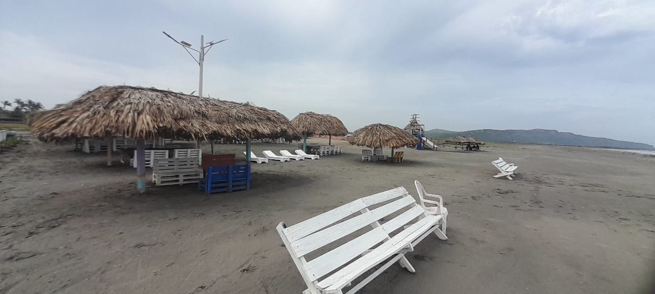 Lote en Condominio Privado Con Vista a la Playa. Venpermuto