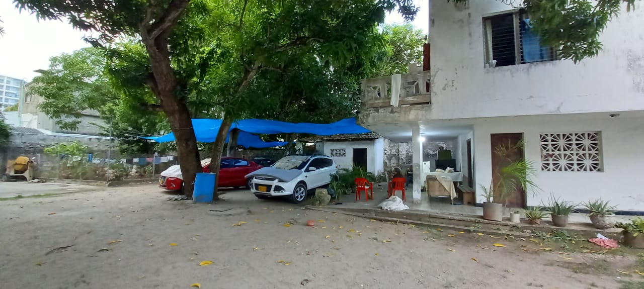 CASALOTE  EN VENTA - CRESPO - CARTAGENA
