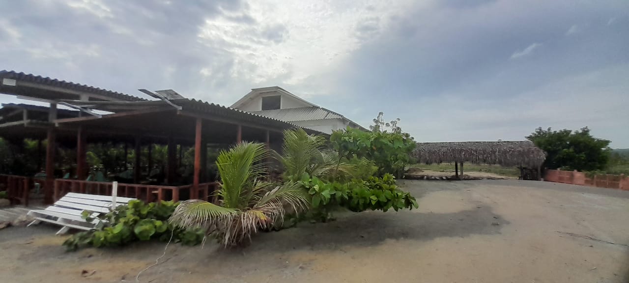 Lote en Condominio Privado Con Vista a la Playa. Venpermuto