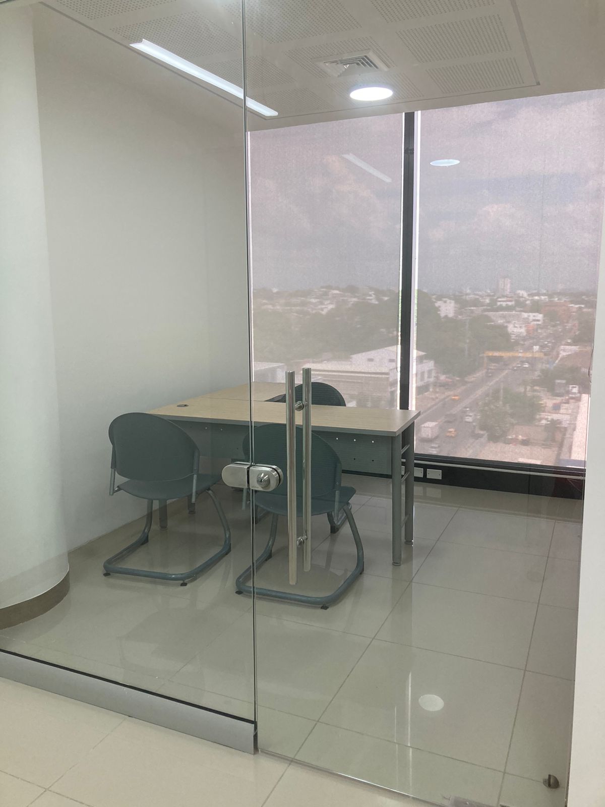 LOCAL AMOBLADO EN VENTA, BOSQUE - CARTAGENA