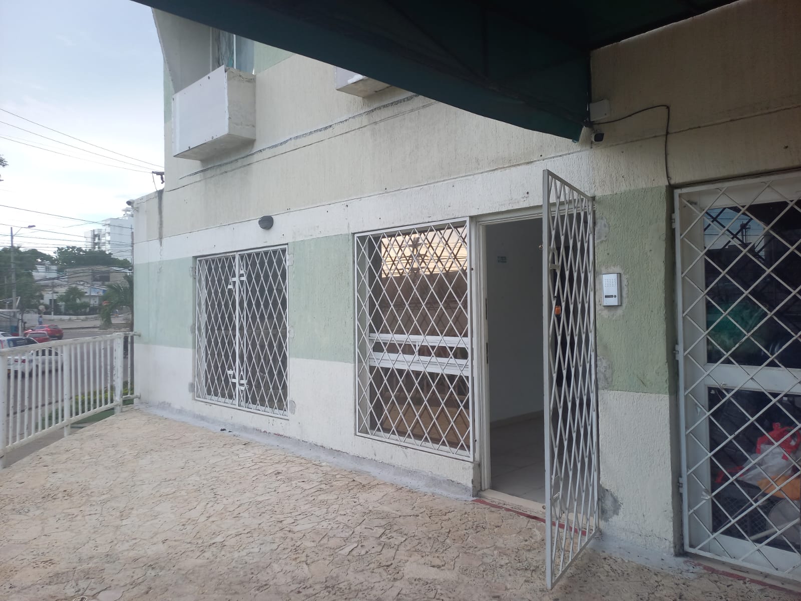 LOCAL EN VENTA, BOSQUE - CARTAGENA