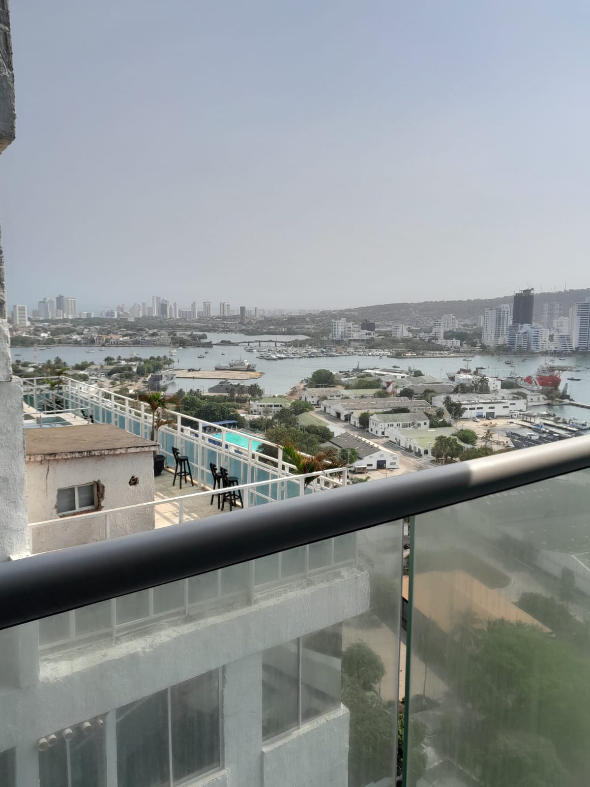 OFICINA EN ARRIENDO, BOCAGRANDE - CARTAGENA