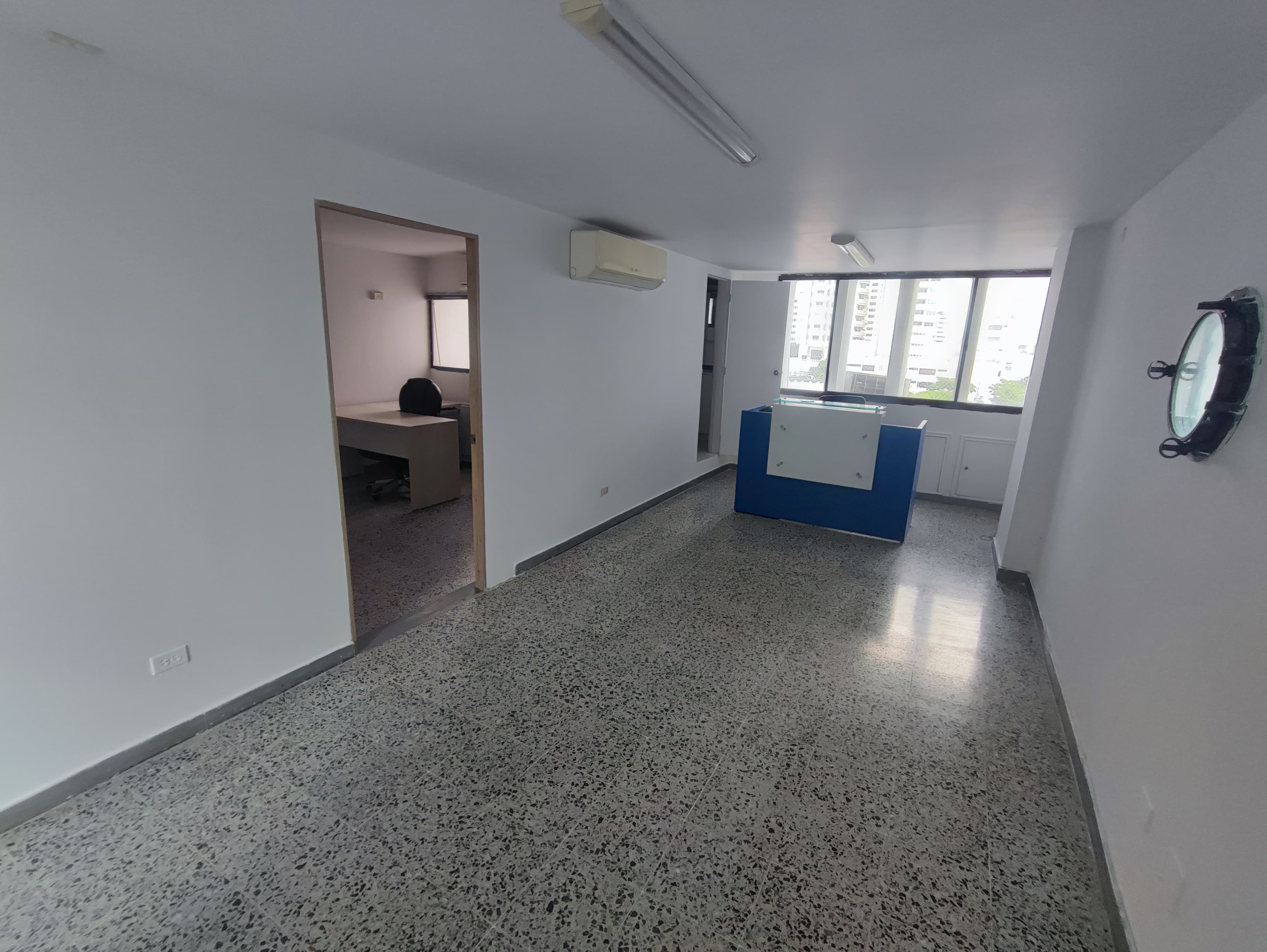 OFICINA EN ARRIENDO BOCAGRANDE – CARTAGENA