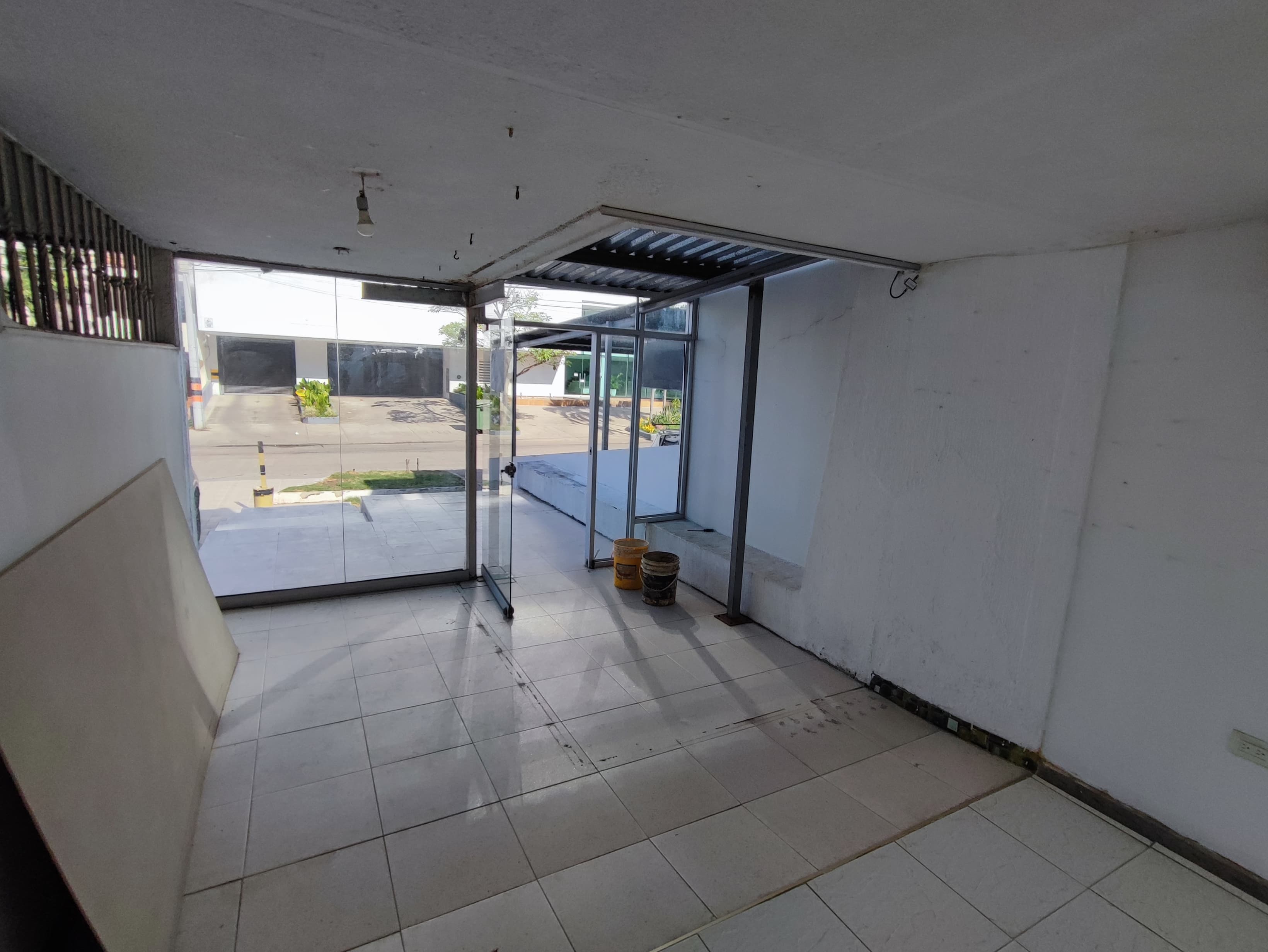 LOCAL EN ARRIENDO BOCAGRANDE - CARTAGENA