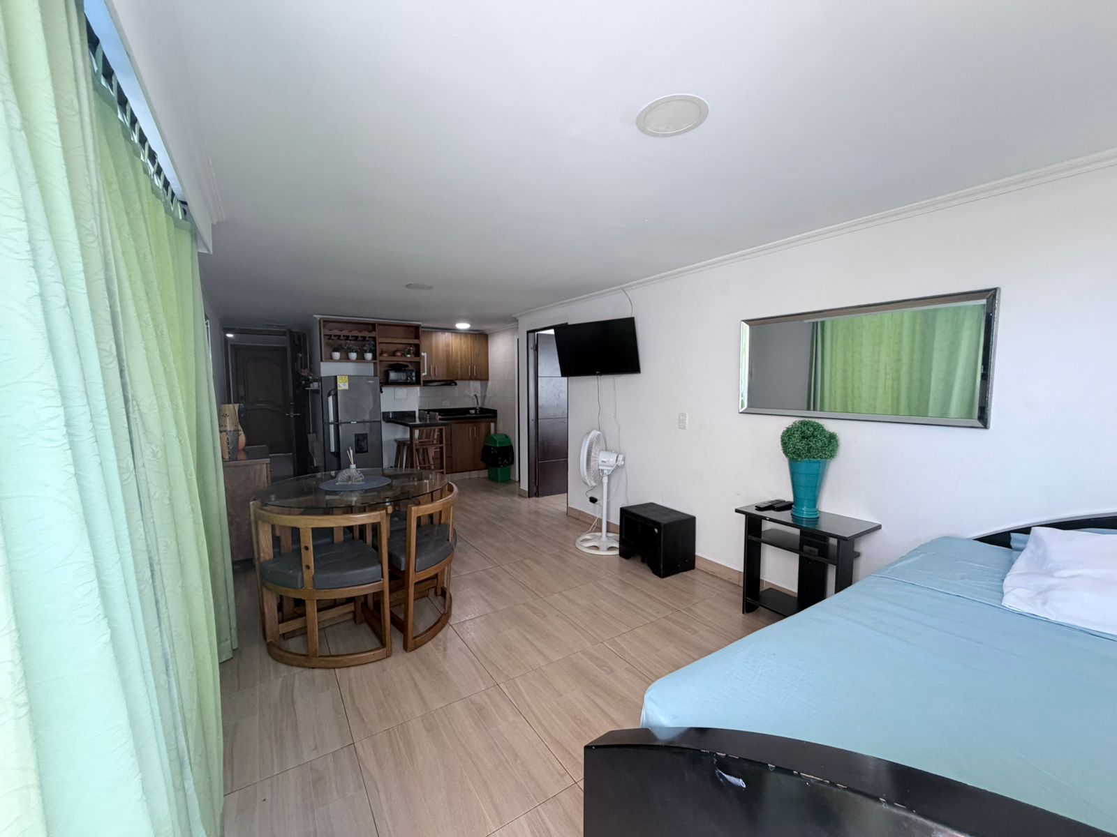 APARTAMENTO EN VENTA, EL LAGUITO DE USO TURISMO (Airbnb). CARTAGENA